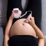 جهاز مراقبة نبضات قلب الجنين المنزلي
