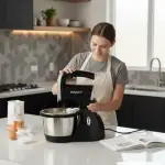 خفاقة كهربائية للكيك مع جرن من ماركة هايلي