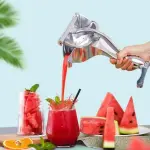 عصارة الفواكة اليدويه