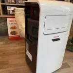 مكيف غاز الكترا متنقل 9000 BTU حامي بارد