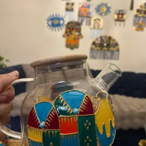 إبريق شاي زجاجي نقش يدوي