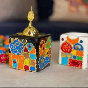مبخرة بورسلين نقش يدوي