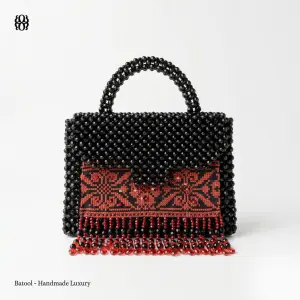 حقيبة يد خرز مطرزة - أصيلة | Petra Noir 🖤