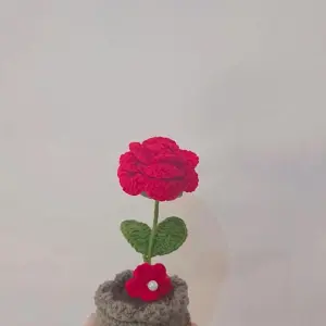 وردة كروشيه هاند ميد