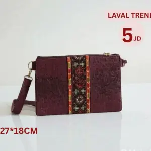 حقيبة تابلت بتطريز شرقي
